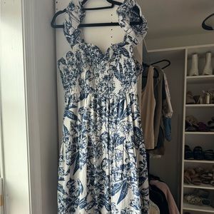 Abercrombie & Fitch blue and white ruffle strap smocked midi dress